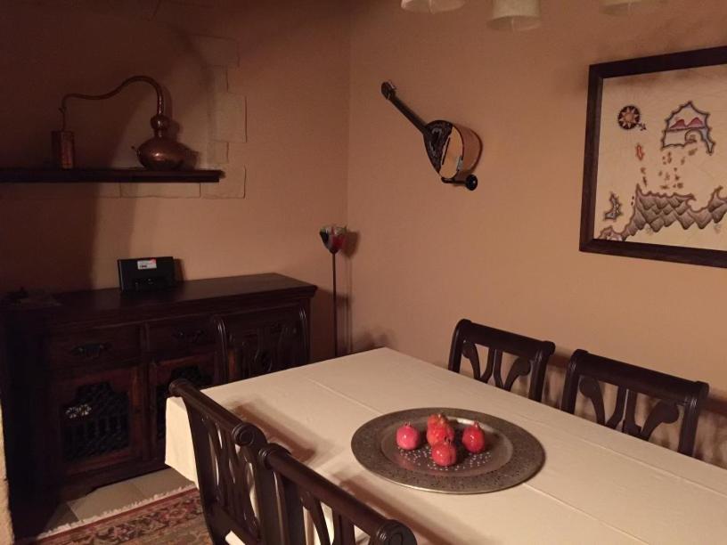 The Knight And The Pomegranate - Luxury Medieval Villa
