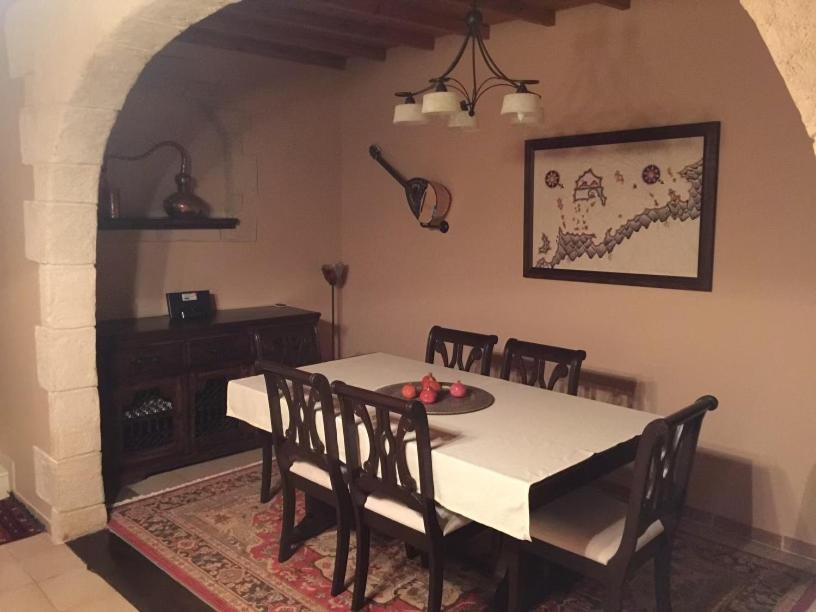 Villa The Knight And The Pomegranate - Luxury Medieval *